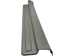 ACABAMENTO SOLEIRA DIANT. DIREITO TOYOTA COROLLA 2003 A 2008