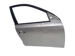 PORTA DIANTEIRA DIREITA HYUNDAI HATCH I30 10 A12 C/AMASSADO