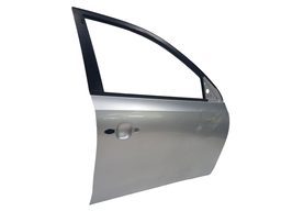 PORTA DIANTEIRA DIREITA HYUNDAI HATCH I30 10 A12 C/AMASSADO