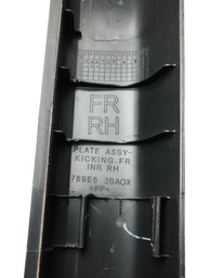 SOLEIRA INTERNA DIANTEIRO DIREITO NISSAN VERSA 2012 A 2020