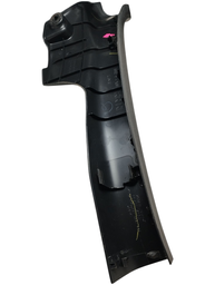 SOLEIRA INTERNA TRASEIRA DIREITA NISSAN VERSA 2012 A 2020