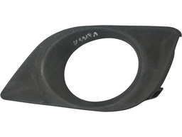 MOLDURA FAROL DE MILHA DIREITO NISSAN VERSA 2012 A 2020