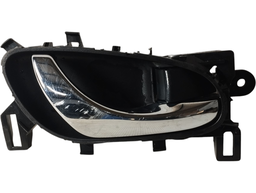 MAÇANETA PORTA DIREITA INTERNA SENTRA 2.0 16V 2014 A 2020