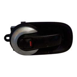 Maçaneta Porta Traseira Direita Tiida 1.8 2008 A 2012