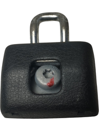 Batente Trava Fechadura Porta Malas Sandero 2008 a 2014