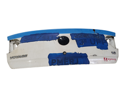 TAMPA TRASEIRA VOYAGE G6 G7 G8 2013 A 2022 C/ DETALHE 