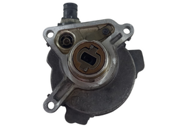 Bomba Vácuo Freio Touareg Q7 Passat CC Cayenne 3.6 200/2017