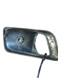 MOLDURA MAÇANETA INTERNA DIREITA DIANTEIRA FIAT PALIO SIENA 