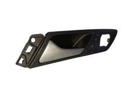 MAÇANETA INTERNA DIANTEIRA ESQUERDA JETTA 2011 A 2017