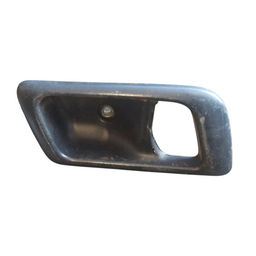 MOLDURA MAÇANETA INTERNA TRASEIRA ESQUERDA FIAT SIENA PALIO 