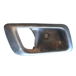 MOLDURA MAÇANETA INTERNA TRASEIRA ESQUERDA FIAT SIENA PALIO 