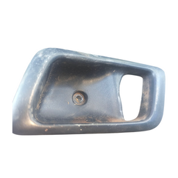 MOLDURA MAÇANETA INTERNA DIREITA DIANTEIRA FIAT SIENA PALIO 