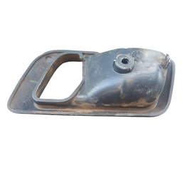 MOLDURA MAÇANETA INTERNA DIANTEIRO ESQUERDO FIAT SIENA PALIO