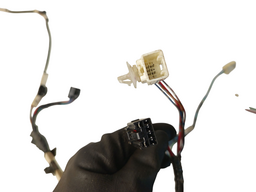 CHICOTE PORTA DIANTEIRA DIREITA HILUX 2005 A 2015