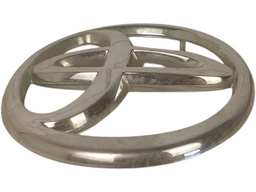 EMBLEMA GRADE DIANTEIRA HILUX 2005/15