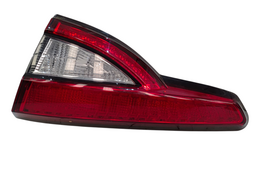 Lanterna Traseira Direita Argo 2018 2019 2020/..  (mala)