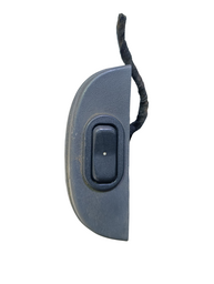 Moldura Botão Vidro Dianteiro Direito Celta 2011