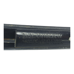 MOLDURA APOIOR BRAÇO PORTA D.D FOCUS 2012 A 2019 ORIGINAL