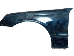 Paralama Esquerdo Mercedes C180 200 2001 2002 a 2007