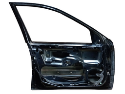 PORTA DIANTEIRA ESQUERDA MERCEDES C180 200 320 2001 A 2007