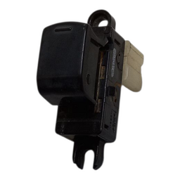Botão Vidro Dianteiro Direito Versa 1.6 2014 A 2018