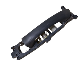 MAÇANETA EXTERNA TRASEIRA ESQUERDA MERCEDES C180 2000 A 2007