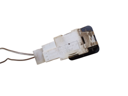 INTERRUPTOR LUZ DE CORTESIA PORTA MERCEDES C180 2000 A 2007