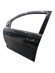 PORTA DIANTEIRA ESQUERDA DODGE JOURNEY 2009 2018 DETALHE