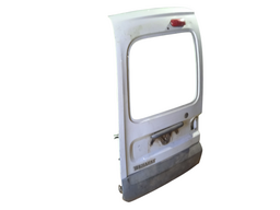 TAMPA TRASEIRA ESQUERDA KANGOO 2009 2010 A 2018 (COM VIGIA)