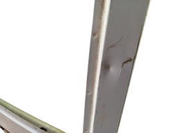 TAMPA TRASEIRA ESQUERDA KANGOO 2009 2010 A 2018 (COM VIGIA)