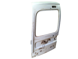 TAMPA TRASEIRA ESQUERDA KANGOO 2009 2010 A 2018 (COM VIGIA)