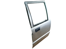 PORTA TRASEIRA DIREITA L200 1992 A 2006 (QUADRADA)