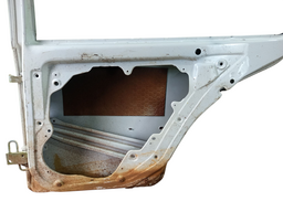 PORTA TRASEIRA DIREITA BORA 2001 2002 A 2011