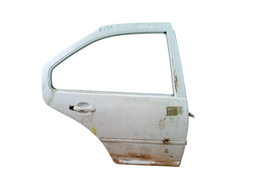 PORTA TRASEIRA DIREITA BORA 2001 2002 A 2011