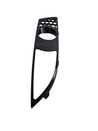 MOLDURA FAROL MILHA DIREITO CHERY CIELO 2010 2012