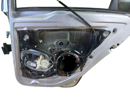 PORTA TRASEIRA DIREITA JETTA 2007 2008 A 2010