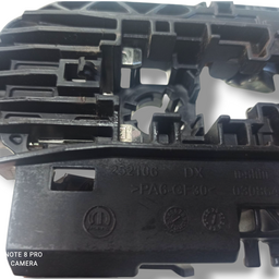 SUPORTE MAÇANETA DIANTEIRA DIREITA JEEP RENEGADE 2019 2024