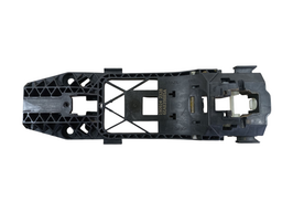 BASE/SUPORTE MAÇANETA TRASEIRA ESQUERDA POLO 2021 A 2025