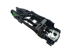 BASE/SUPORTE MAÇANETA DIANTEIRA DIREITA POLO 2021 A 2025