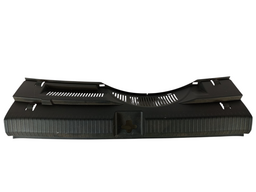 Acabamento Moldura Porta Malas Polo 2018 a 2025 