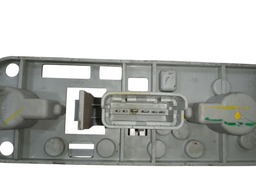 CIRCUITO LANTERNA TRASEIRA ESQUERDA MARCH 2010 A 2014