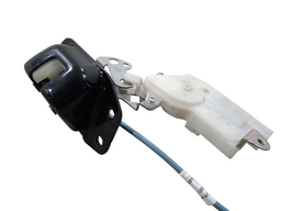 FECHADURA TAMPA TRAS MARCH 2012/2020 C/ MOTOR TRAVA ELÉTRICA