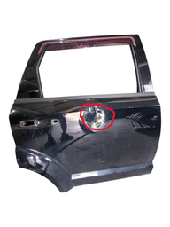 PORTA TRASEIRA DIREITA DODGE JOURNEY 2009 2018 DETALHE