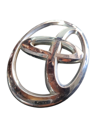 EMBLEMA TAMPA TRASEIRA TOYOTA COROLLA 2008 2009 A 2014      