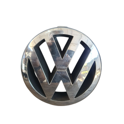 emblema grade parachoque dianteiro vw 1j5853601 polo 2003/