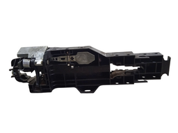 SUPORTE MAÇANETA TRASEIRA ESQUERDA MARCH 1.6 2013 A 2020