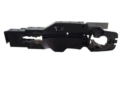 SUPORTE MAÇANETA TRASEIRA ESQUERDA MARCH 1.6 2013 A 2020