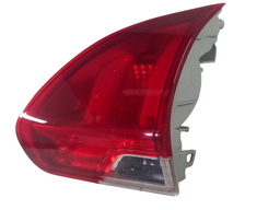 LANTERNA TRASEIRA DIREITA PEUGEOT 2008 2015 A 2022 (MALA)