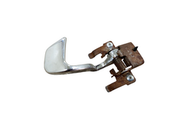 MAÇANETA INT. DIANTEIRA/TRASEIRA DIREITA S10 BLAZER 95 A 11