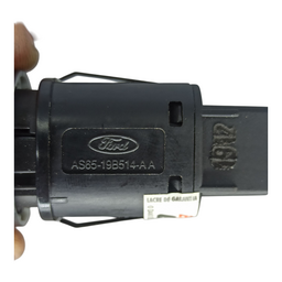 BOTAO PORTA MALAS FIESTA ECOSPORT 03 A 14 AS6519B514AA